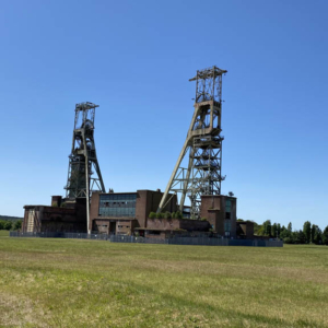 The old headstocks. Huge imposing metal structures standing tall over Clipstone.